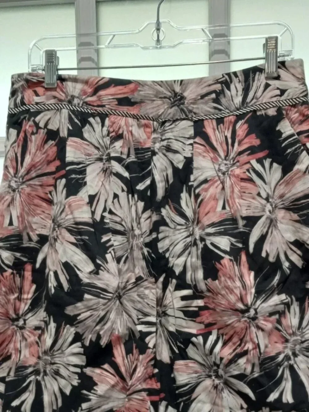 Liz Claiborne Women Floral Skirt Size 8